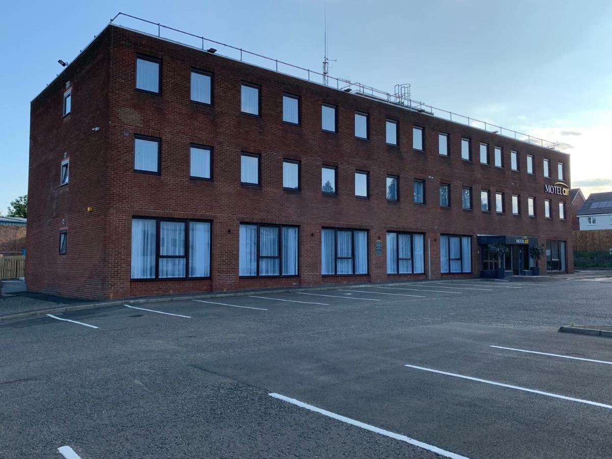 Motel Air Glasgow Airport Paisley Extérieur photo