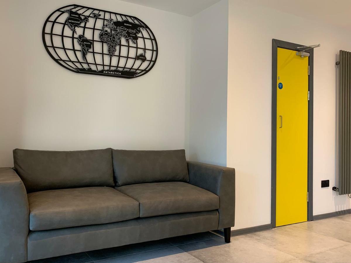 Motel Air Glasgow Airport Paisley Extérieur photo